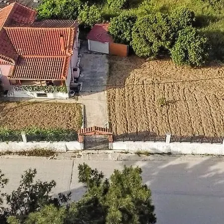 펜션 Lovely Lontza, A Cozy 2-bedroom House. *